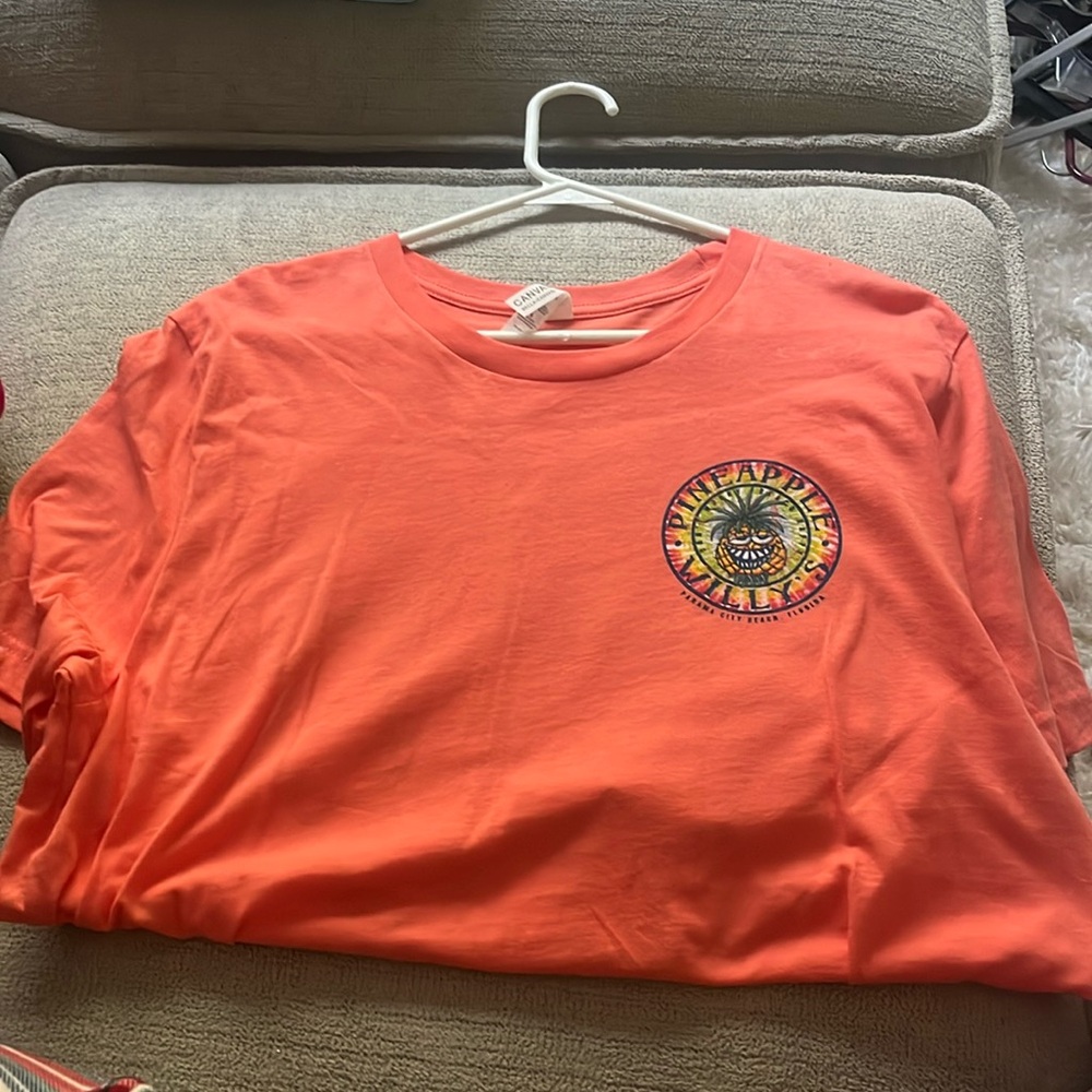 Pineapple Willy’s T-Shirt